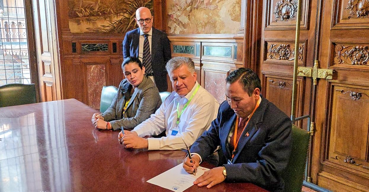 La Universidad Nacional del Altiplano Puno, comprometida con el fortalecimiento de la calidad académica y la internacionalización de sus programas académicos, continúa ampliando su red de convenios nacionales e internacionales con instituciones educativas, organismos gubernamentales, ONG’s y empresas del sector productivo a nivel nacional e internacional.