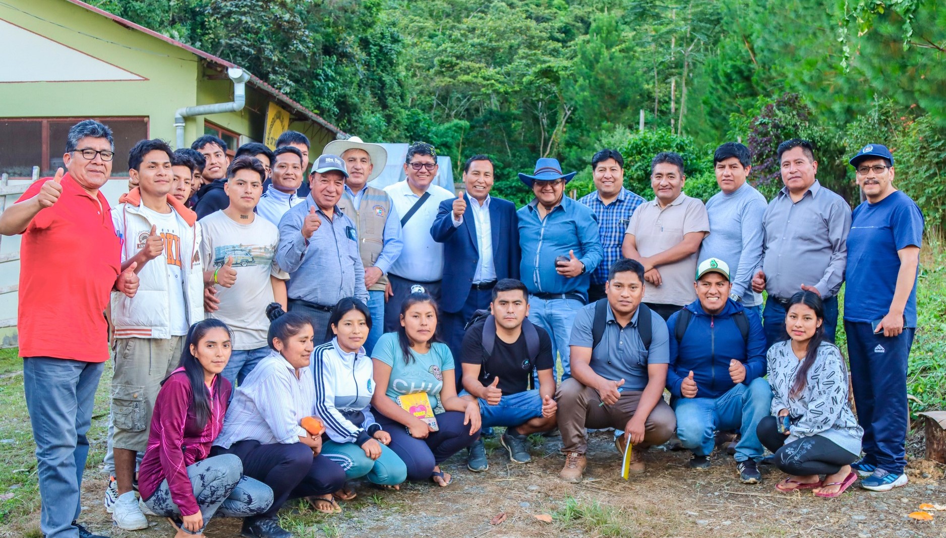 Con el firme propósito de fortalecer la investigación científica y promover el desarrollo sostenible en la provincia de Sandia y la región Puno, las principales autoridades de la Universidad Nacional del Altiplano de Puno realizaron una visita institucional al Centro Experimental Tambopata, ubicado en el distrito de San Juan del Oro, provincia de Sandia.