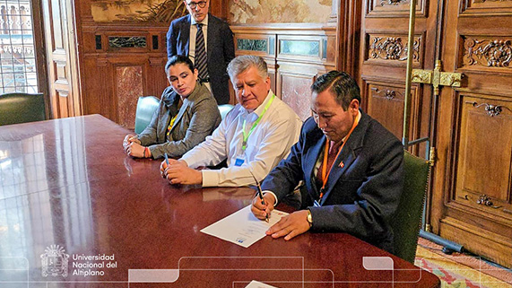 La Universidad Nacional del Altiplano Puno, comprometida con el fortalecimiento de la calidad académica y la internacionalización de sus programas académicos, continúa ampliando su red de convenios nacionales e internacionales con instituciones educativas, organismos gubernamentales, ONG’s y empresas del sector productivo a nivel nacional e internacional.