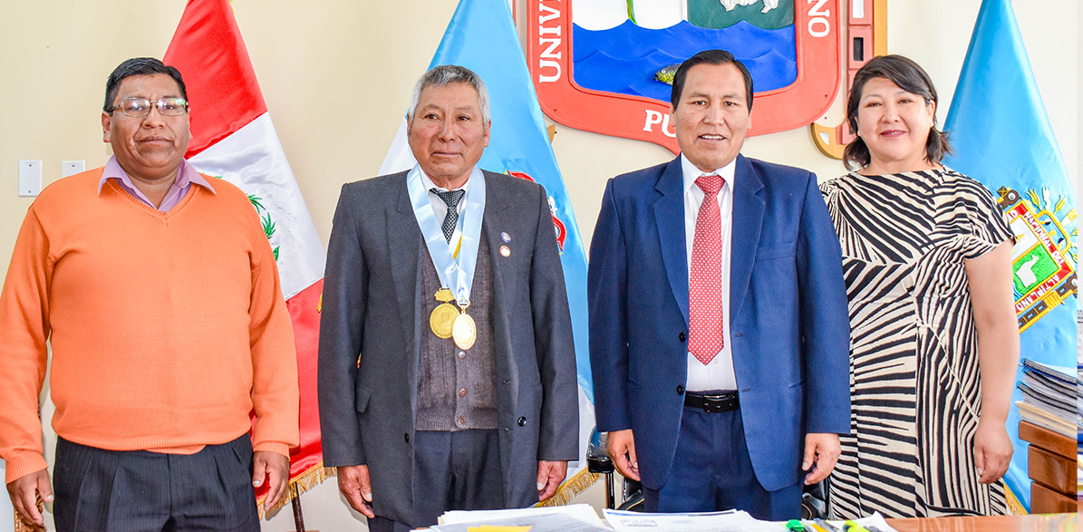¡La UNA con el pueblo! La Universidad Nacional del Altiplano de Puno brindará atención prioritaria de la población vulnerable y/o en riesgo del Centro Poblado de Santa Bárbara de Moro, esto tras la firma de un convenio interinstitucional firmado por el Dr. Paulino Machaca Ari, Rector de esta casa de estudios y Teodoro Aza Calsín, Alcalde; además de desarrollar acciones intersectoriales relacionadas con la formación académica, investigación y responsabilidad social.