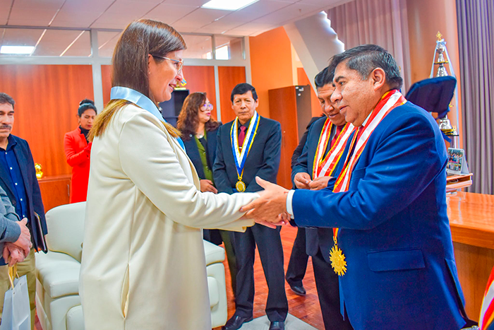 Reconocimiento a docentes pasantes de la Universidad de Rioja - Argentina